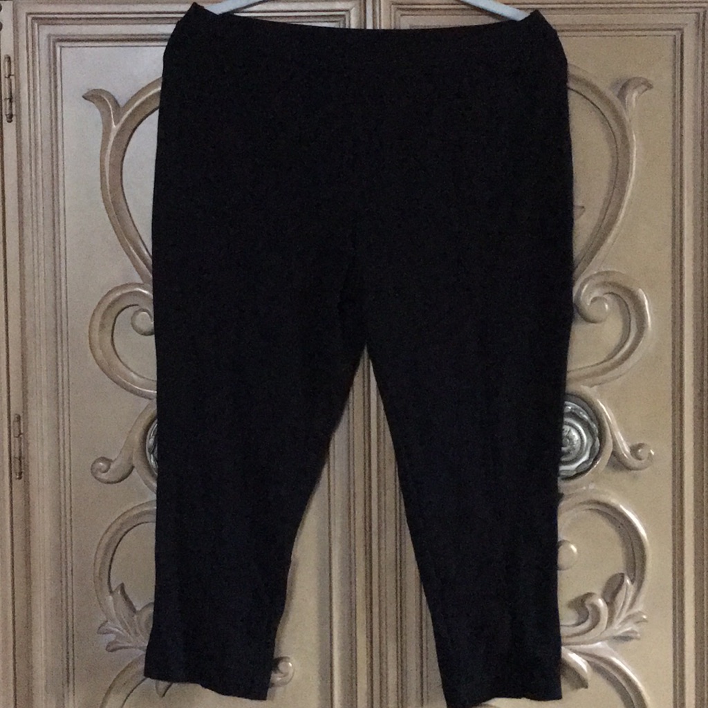 Grace Elements Soft Stretchy Capris Euc L